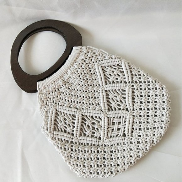 Cotton crochet tote bag with large wood handle - Picture 5 of 5